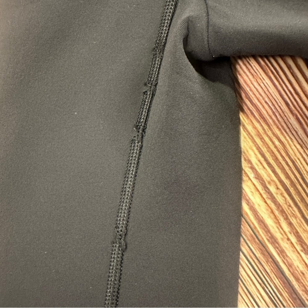 Lululemon Athletica Down & Around Crew Women’s Size 4 - Picture 13 of 16